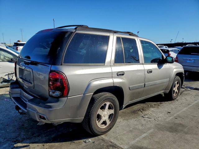 Chevrolet Trailblazer Ls Image 12