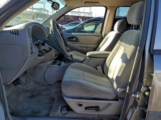 Chevrolet Trailblazer Ls Image 2