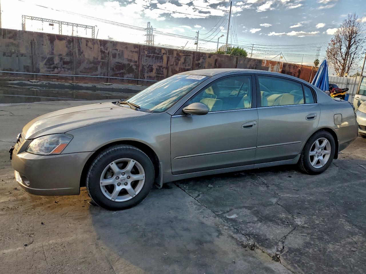 Nissan Altima S Image 1