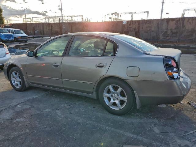 Nissan Altima S Image 11