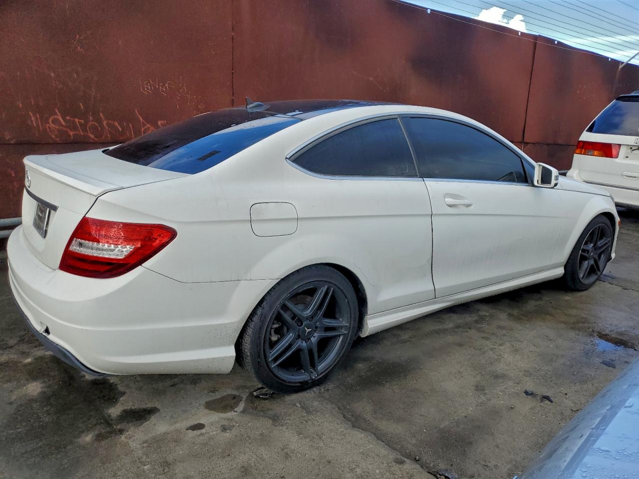 Mercedes-Benz C-Class 250 Image 3