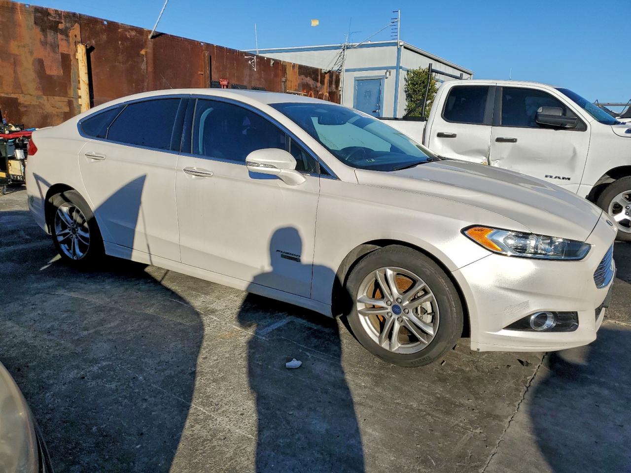 Ford Fusion Titanium Phev Image 11