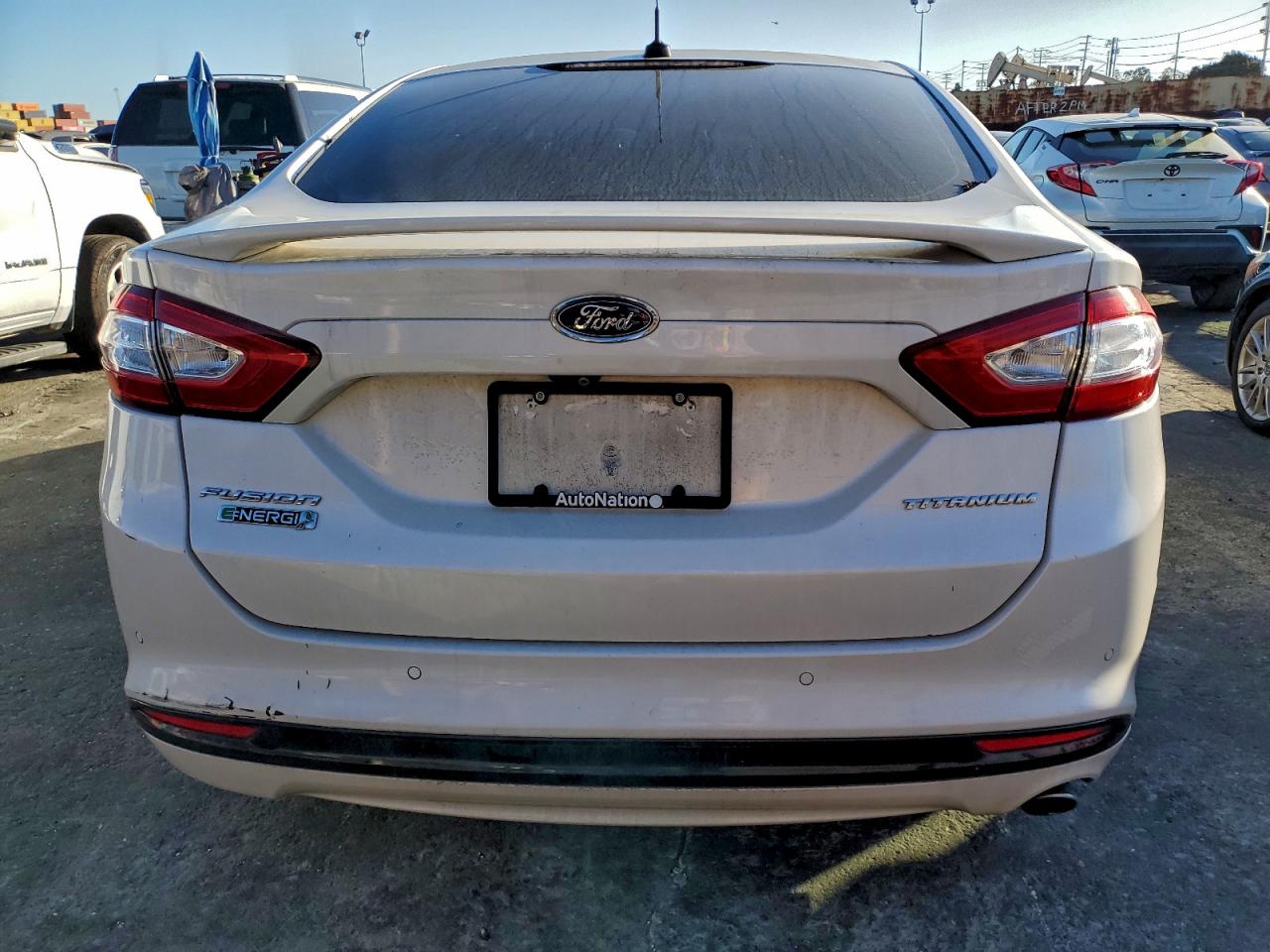 Ford Fusion Titanium Phev Image 6
