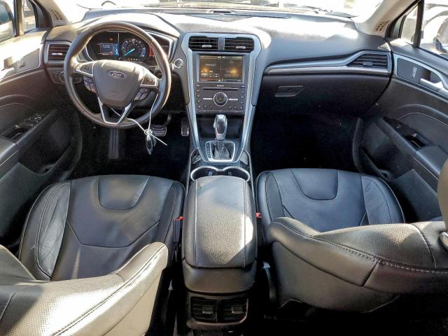 Ford Fusion Titanium Phev Image 8