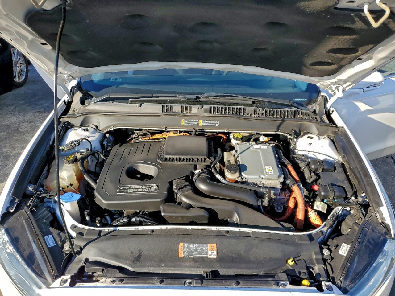 Ford Fusion Titanium Phev Image 10