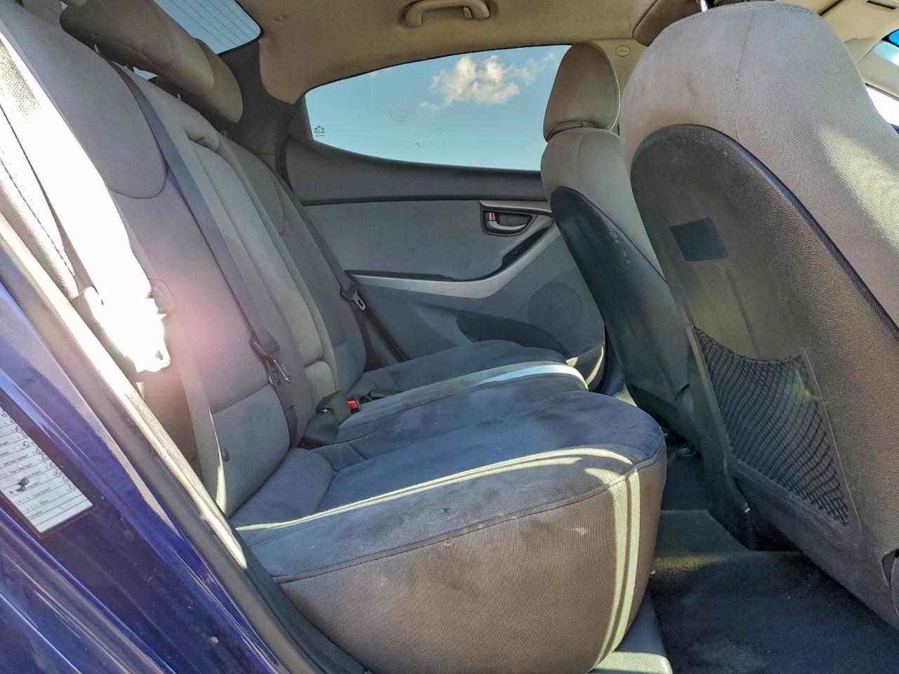 Hyundai ELANTRA Gls Image 8