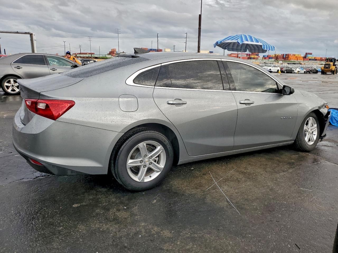 Chevrolet Malibu Ls Image 2