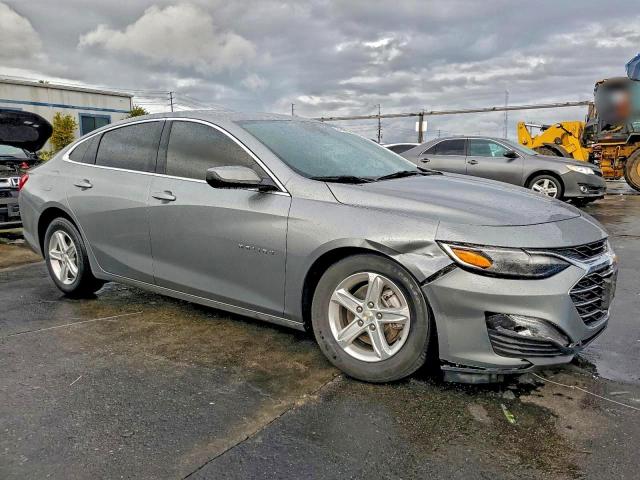 Chevrolet Malibu Ls Image 3