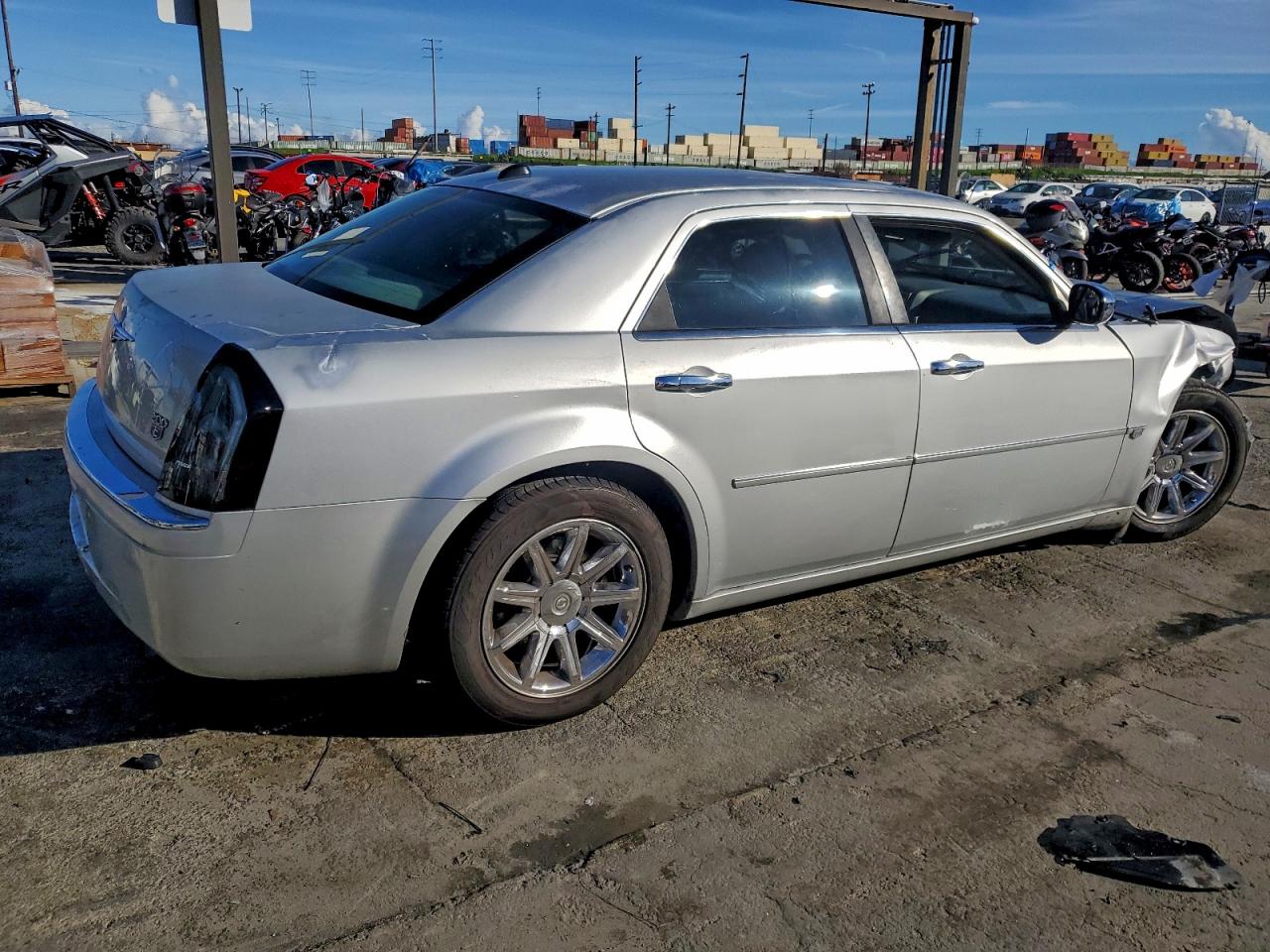 Chrysler 300 Image 6