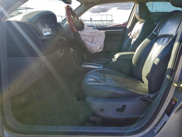 Chrysler 300 Image 10