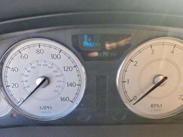 Chrysler 300 Image 11