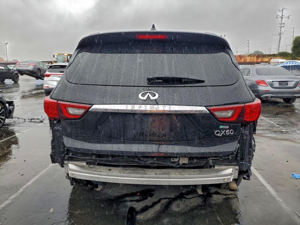 INFINITI Qx Luxe Image 5