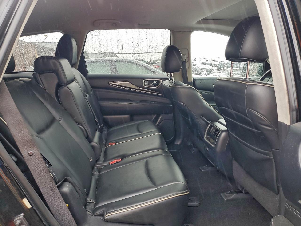 INFINITI Qx Luxe Image 13