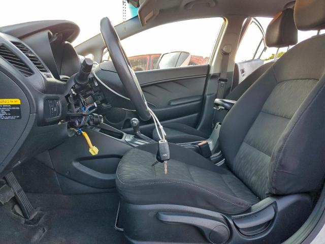 Kia Forte Lx Image 11