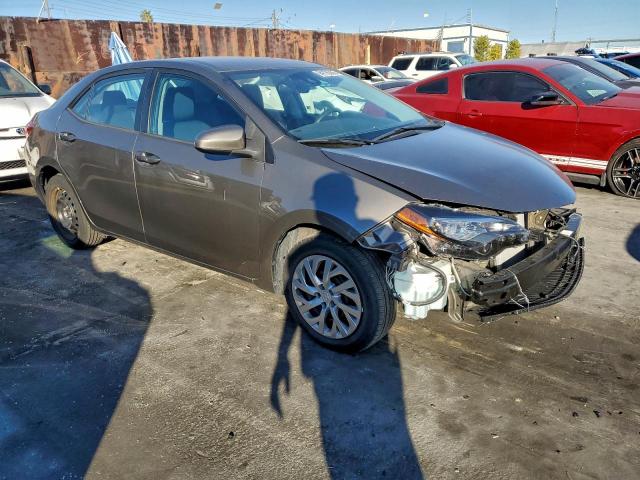 Toyota Corolla L Image 8