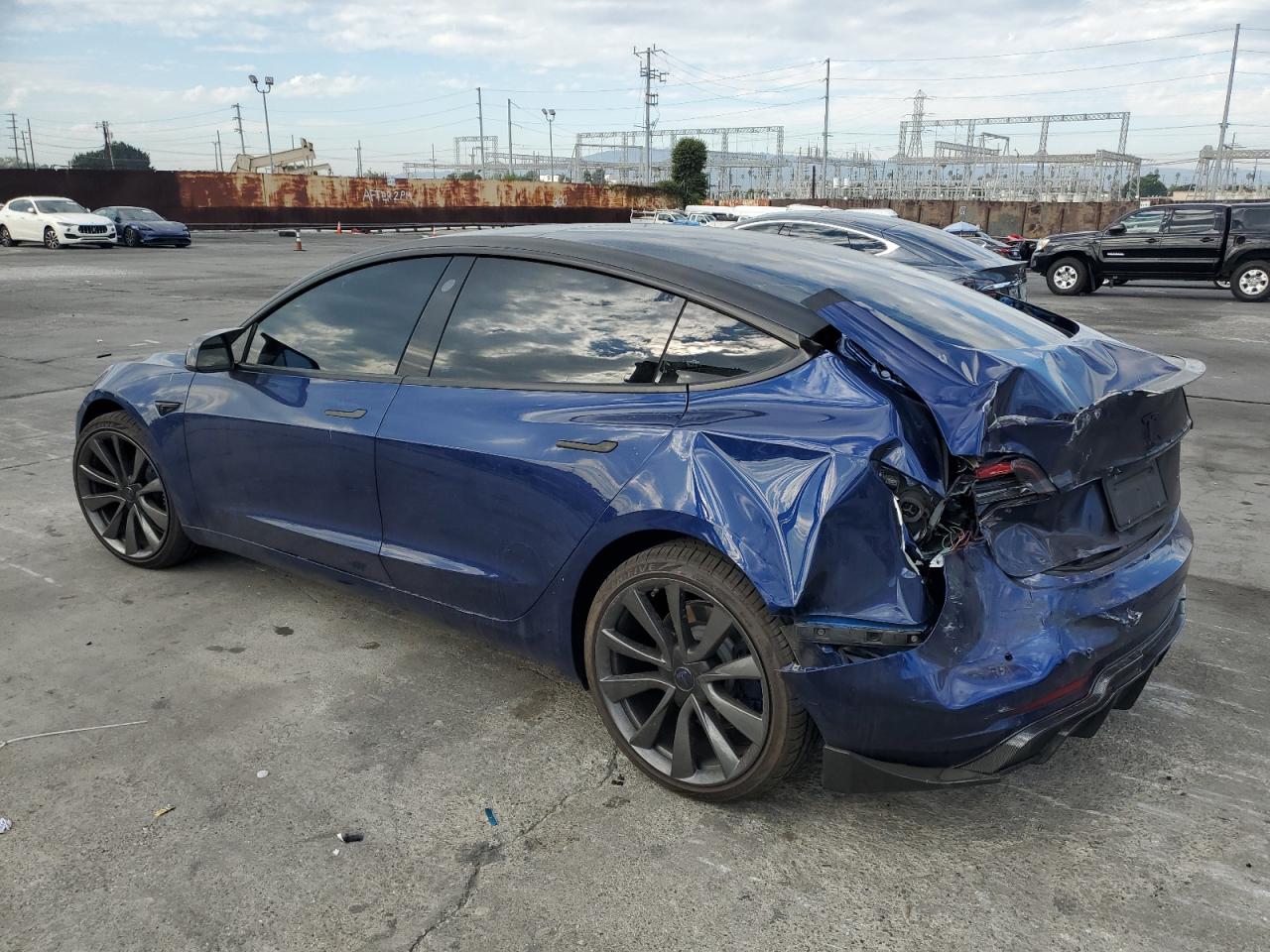 Tesla Model 3 Image 8