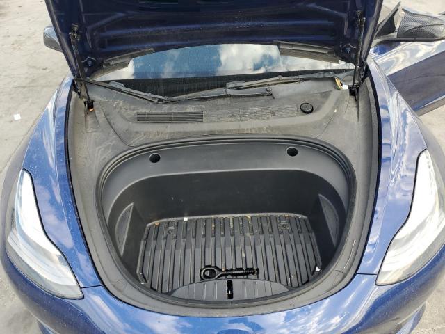 Tesla Model 3 Image 11