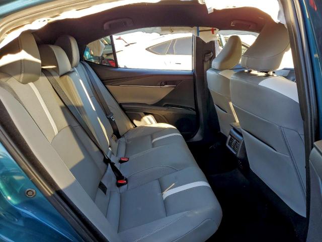 Toyota Camry Xse Image 13