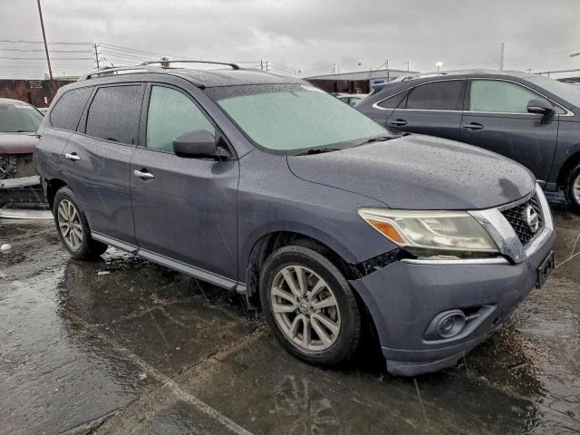 Nissan Pathfinder S Image 8