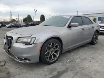  Salvage Chrysler 300