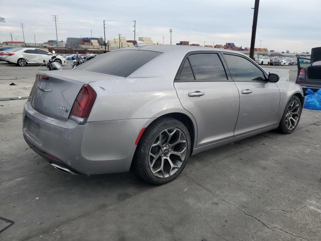 Chrysler 300 S Image 6
