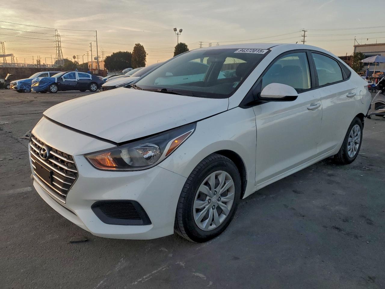 Hyundai ACCENT Se Image 1