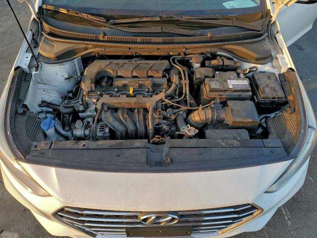 Hyundai ACCENT Se Image 5