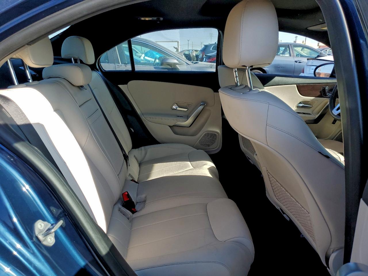 Mercedes-Benz A-Class 220 Image 10