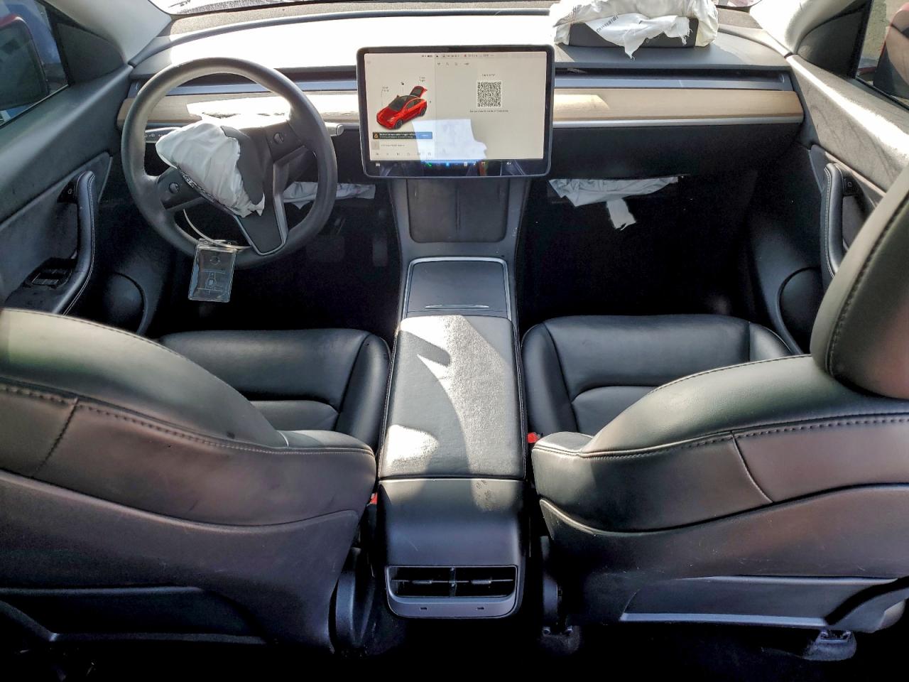 Tesla Model Y Image 9