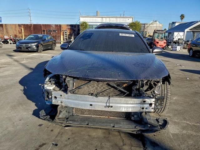 Toyota Camry L Image 3