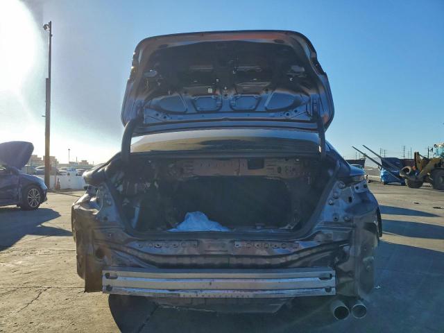 Toyota Camry L Image 2