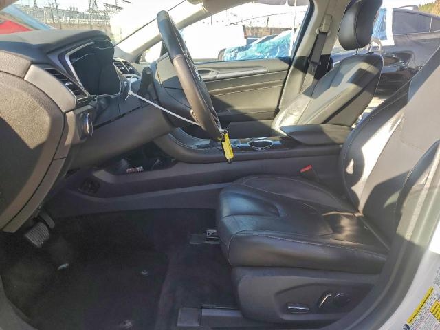 Ford Fusion Titanium Phev Image 9