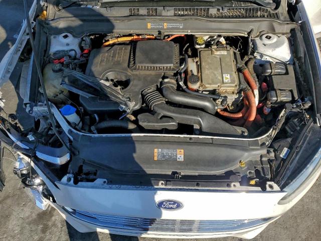 Ford Fusion Titanium Phev Image 5