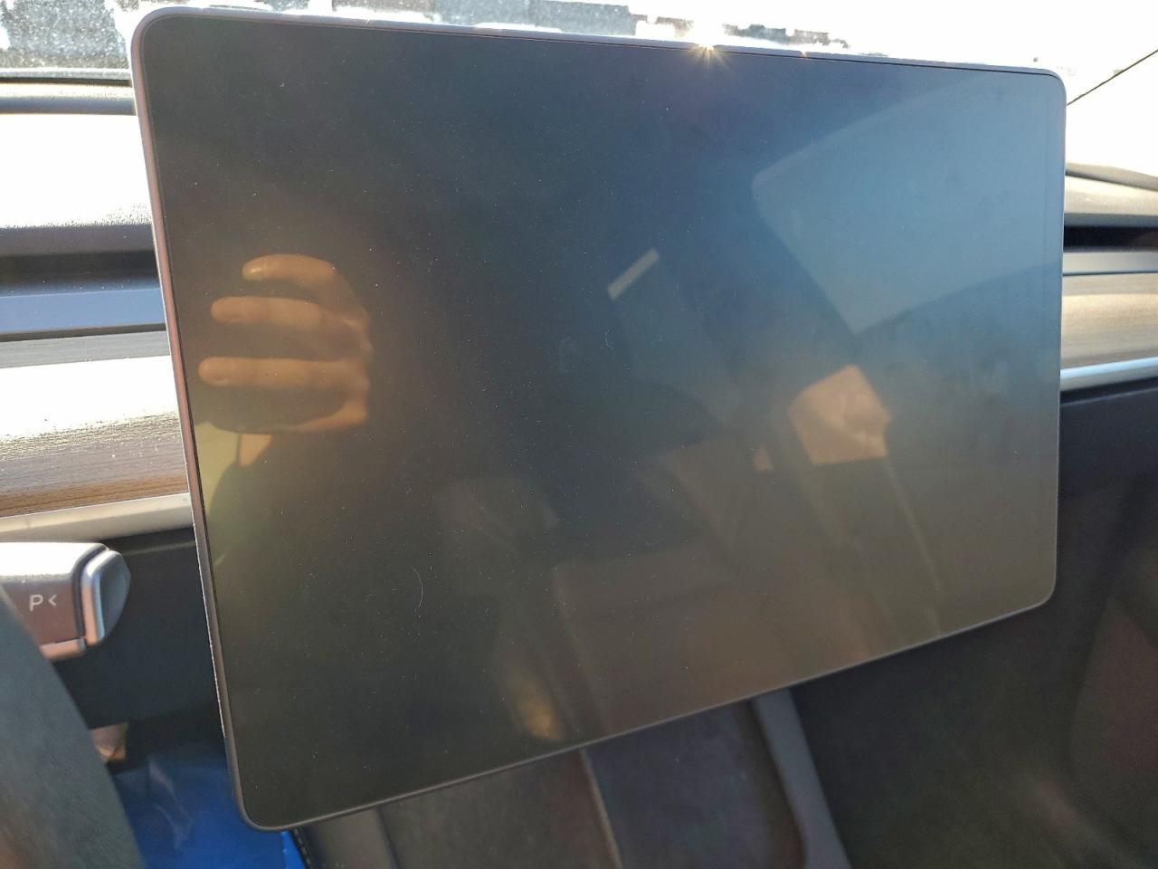 Tesla Model Y Image 9