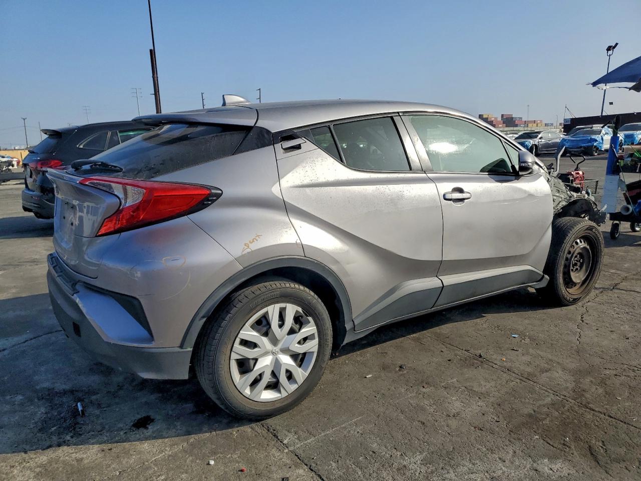 Toyota C-HR Xle Image 3