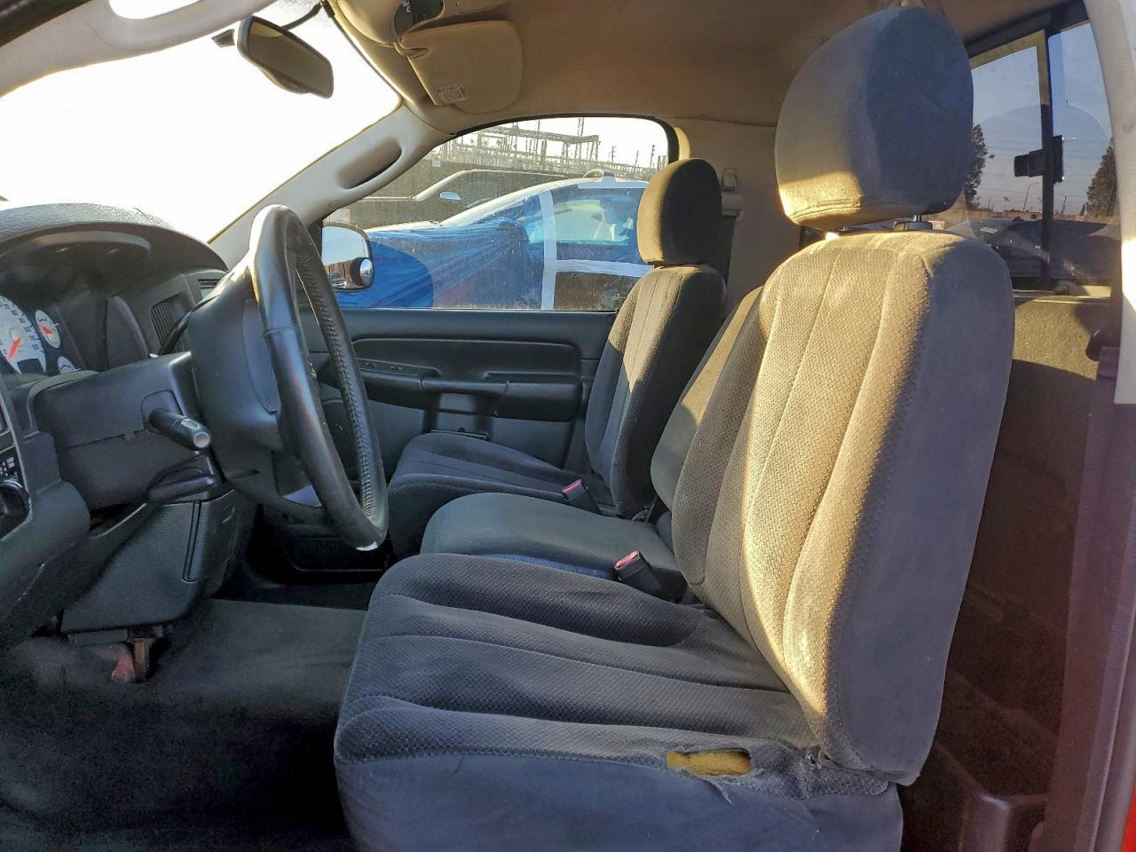 Dodge Ram 1500 St Image 11