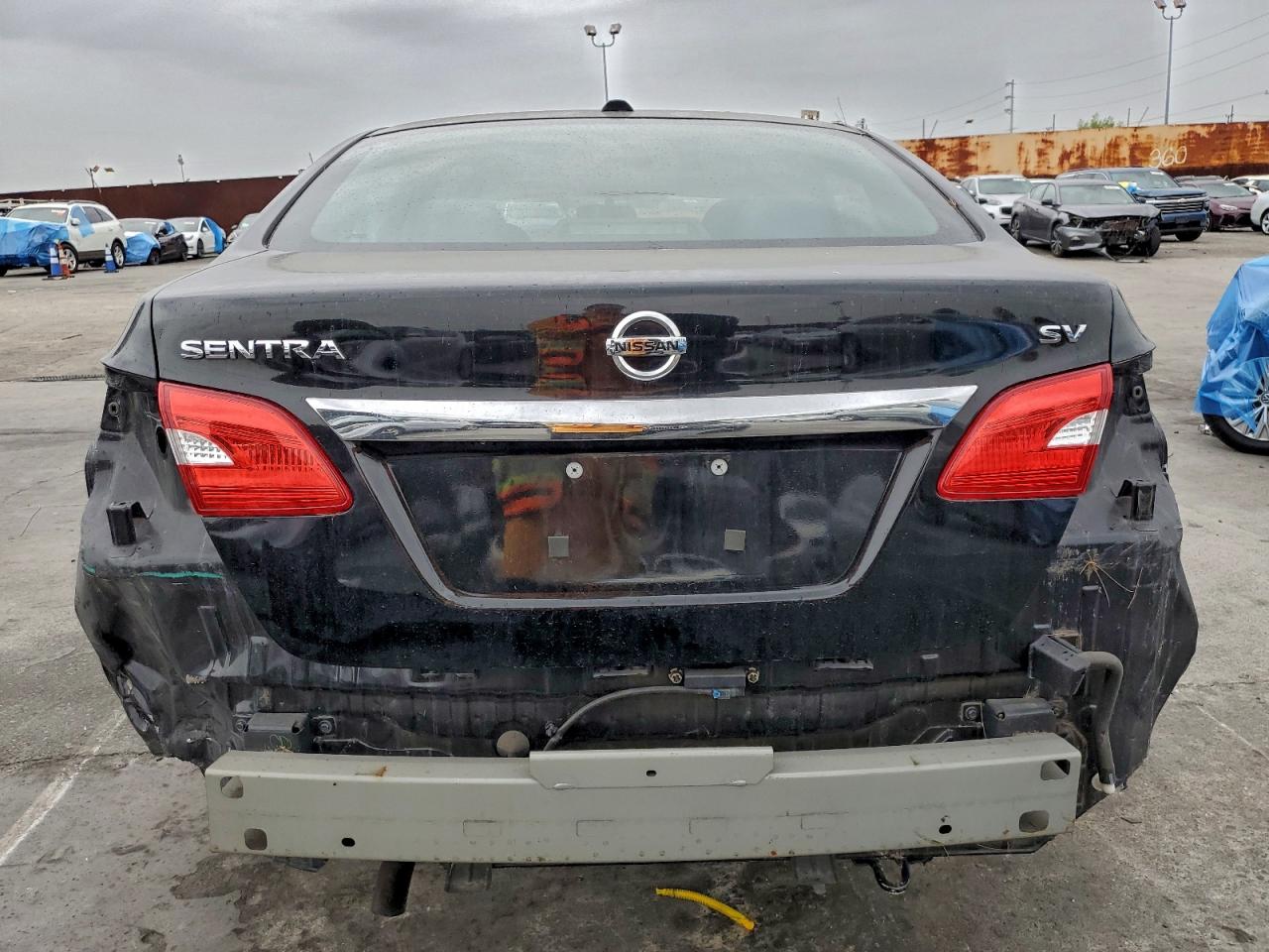 Nissan Sentra S Image 4