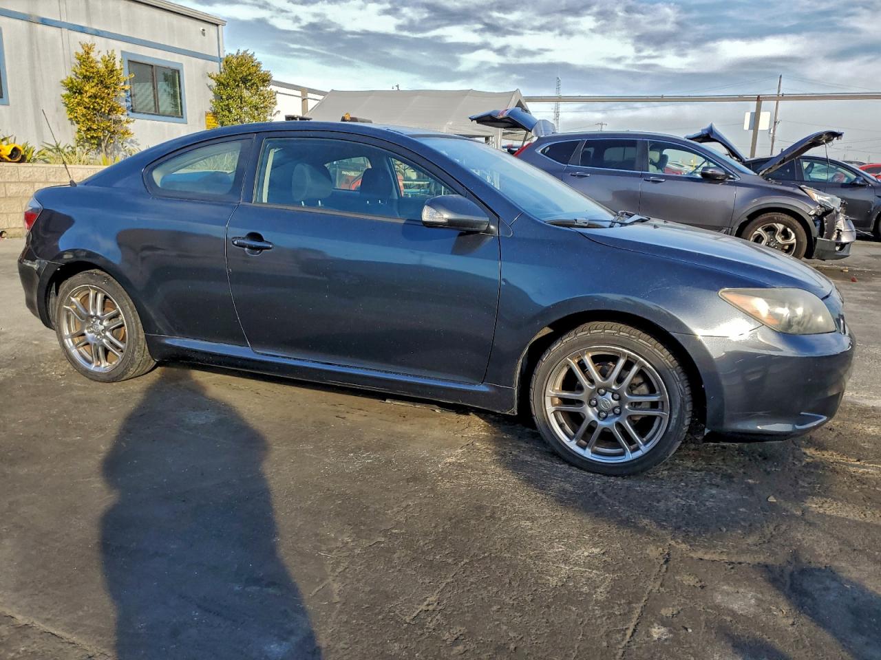 Toyota Scion Image 2