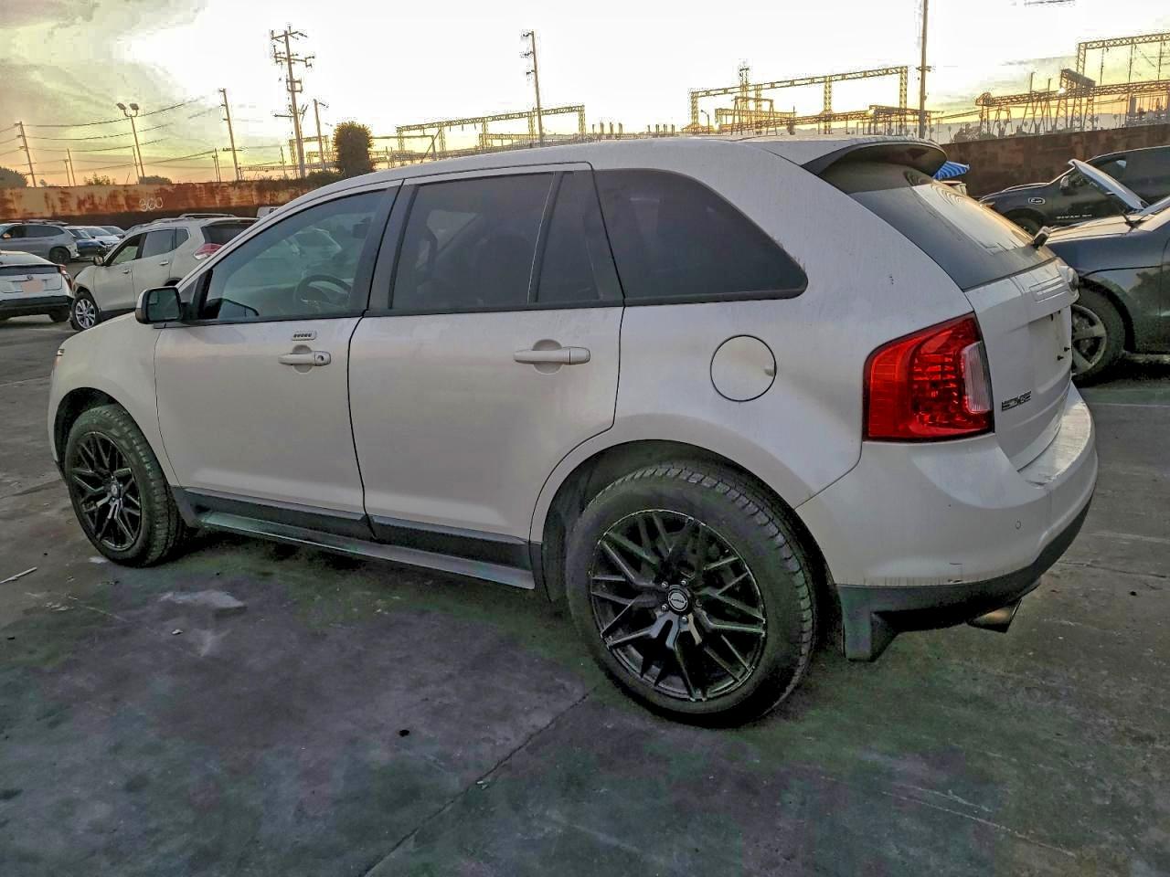 Ford Edge Sel Image 3