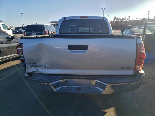 Toyota Tacoma Access Cab Image 8