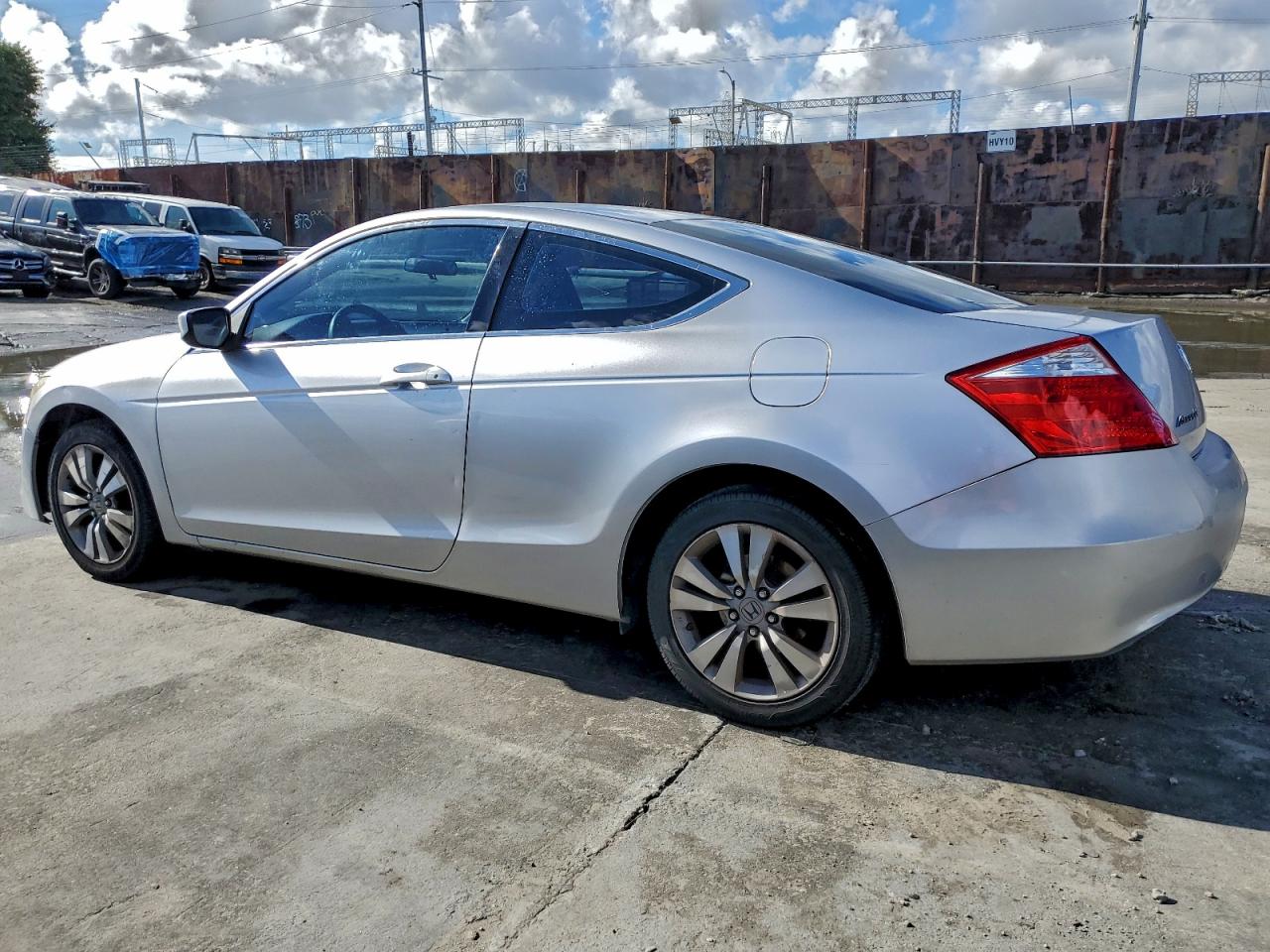 Honda Accord Lx Image 9