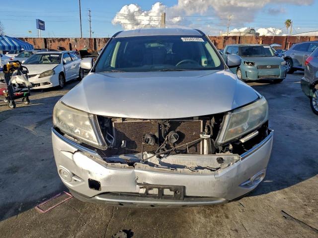 Nissan Pathfinder S Image 6