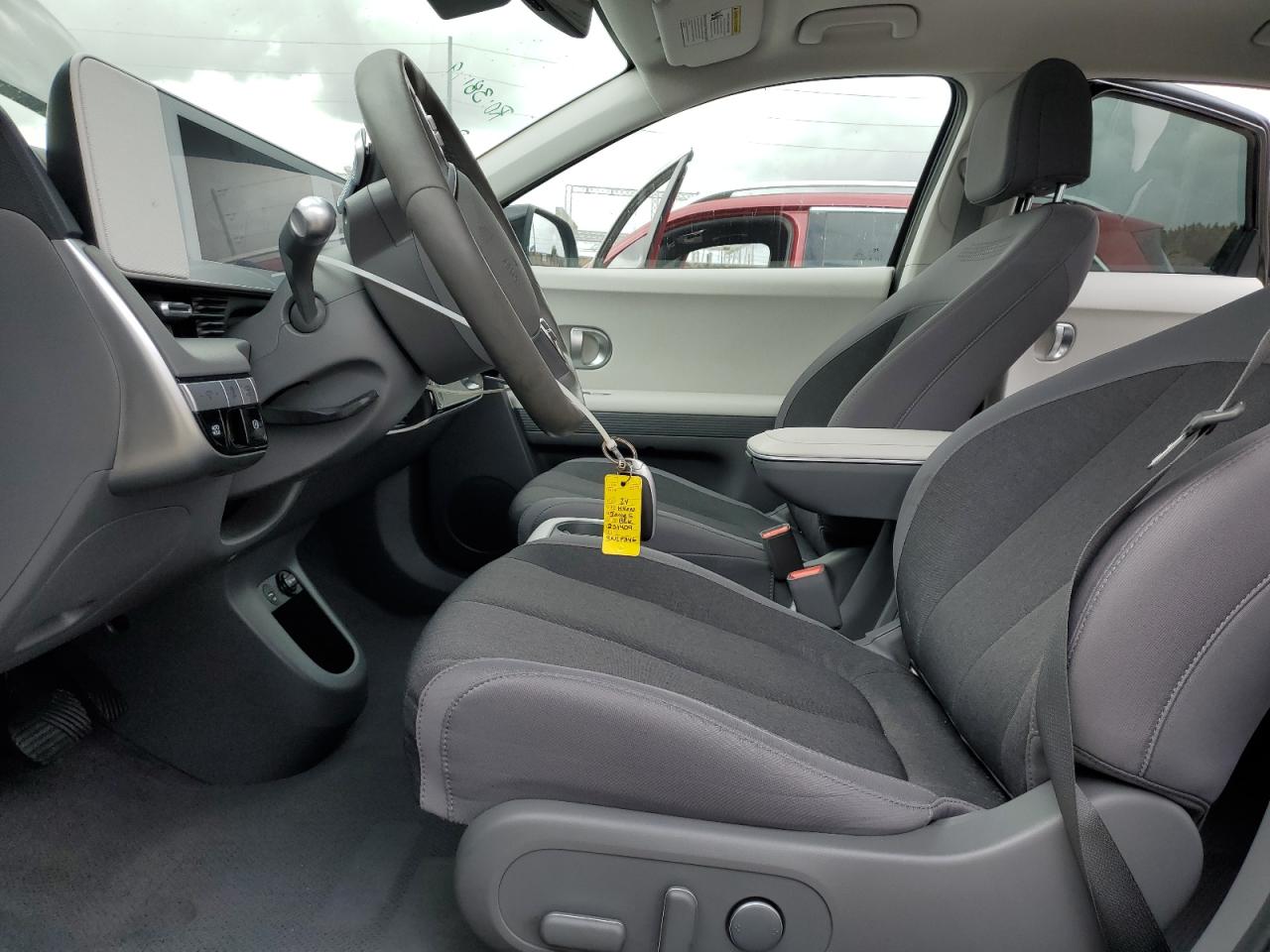 Hyundai Ioniq Sel Image 6