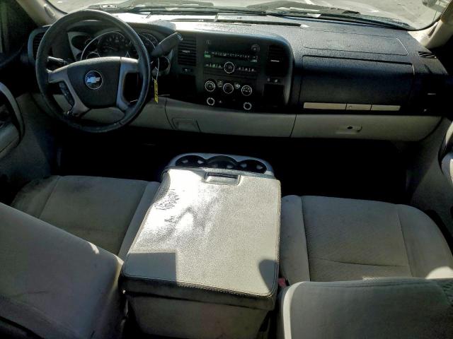 Chevrolet Silverado C1500 Crew Cab Image 4