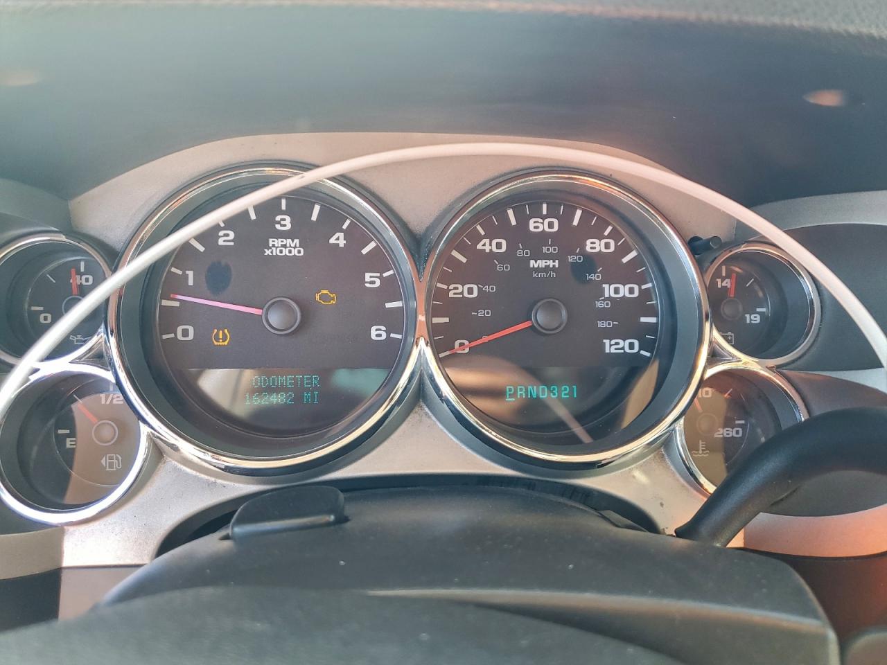 Chevrolet Silverado C1500 Crew Cab Image 5