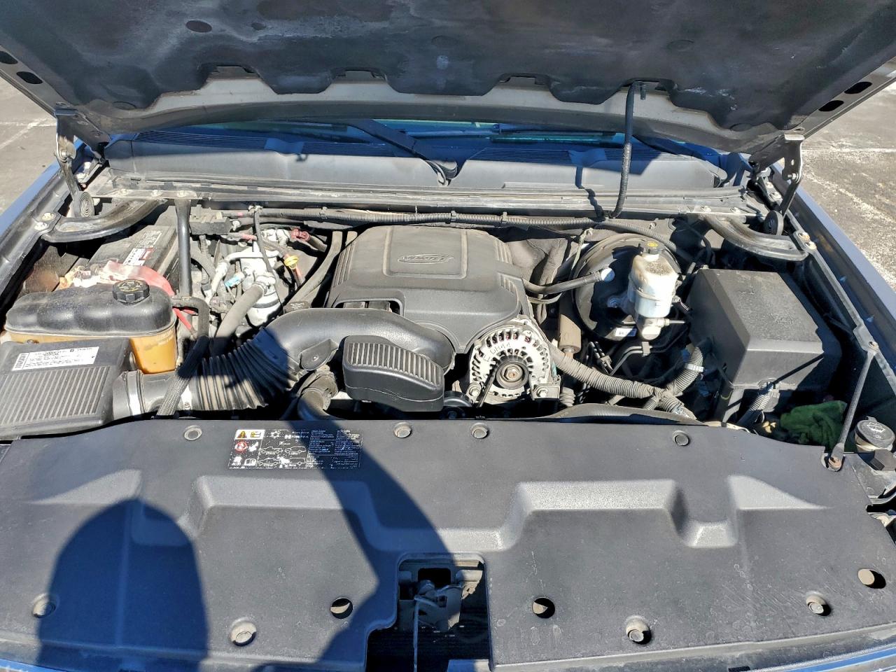 Chevrolet Silverado C1500 Crew Cab Image 11