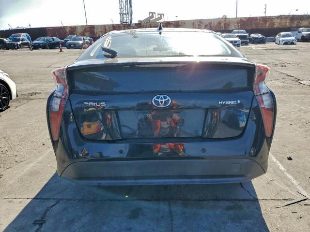 Toyota Prius Image 9