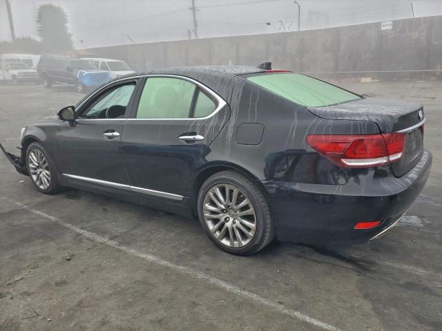 Lexus LS 460 Image 3