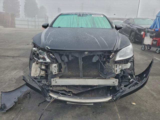 Lexus LS 460 Image 12