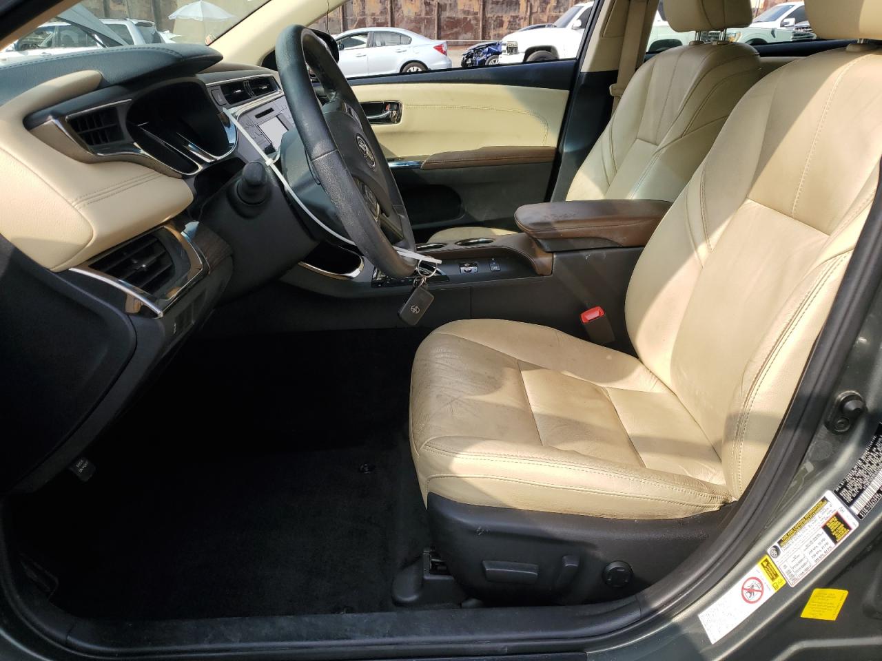 Toyota Avalon Hybrid Image 8